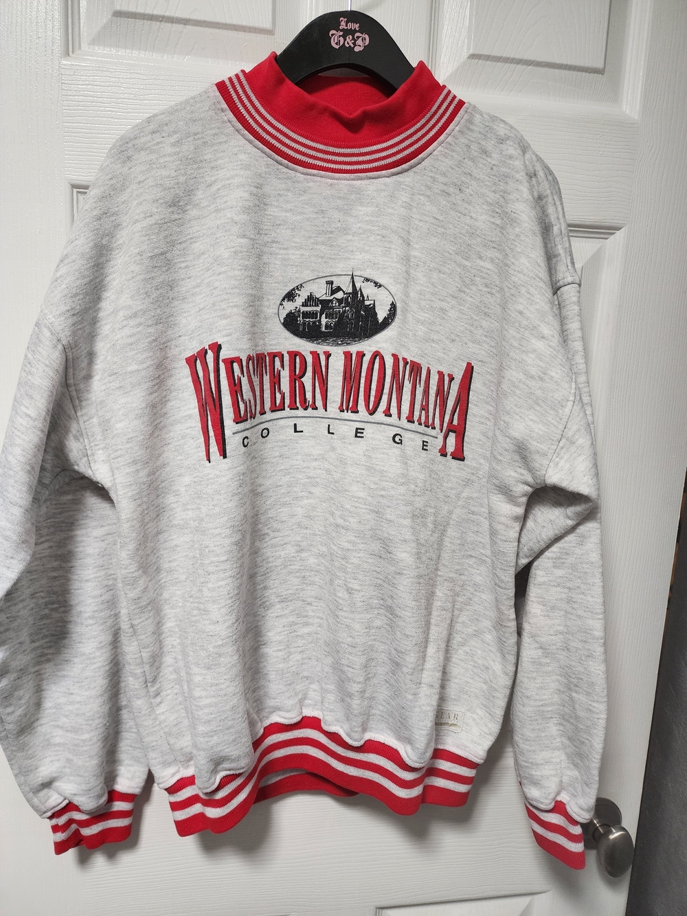 Vintage Western Montana College Gray & Red Pullover Sweatshirt Medium